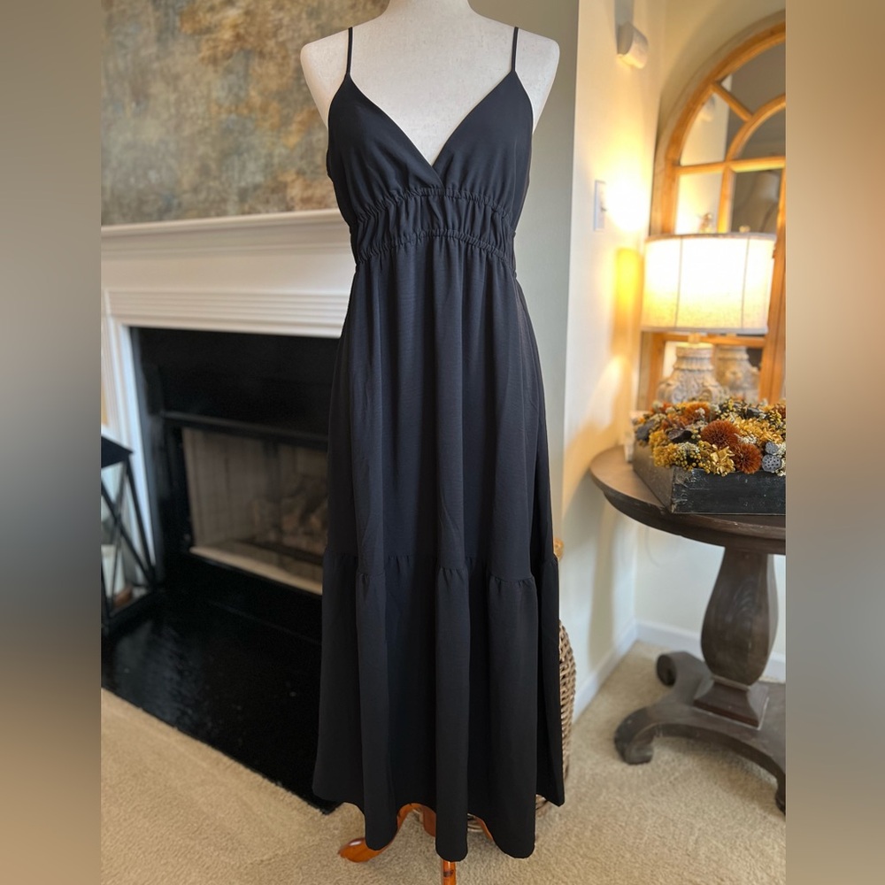 EUC!! A NEW DAY BLACK MAXI DRESS SIZE MED